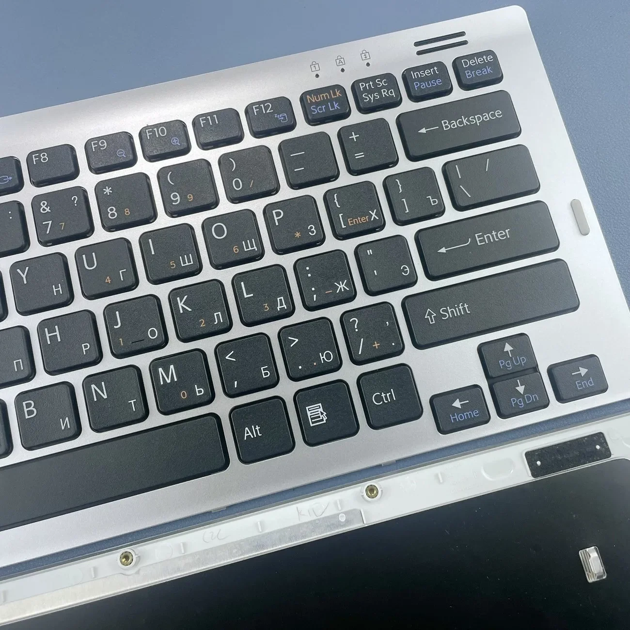 Русская клавиатура для ноутбука Sony VGN-SR SR190 SR400 SR140 SR220 SR240 SR390 PCG-5R1T 5N1T 5S1T 5T1T 5T2T RU Layout