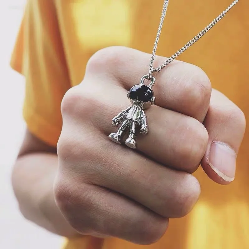 

New Astronaut Robot Pendant Chain Metal Necklace for Men Women Girls Party 24 in