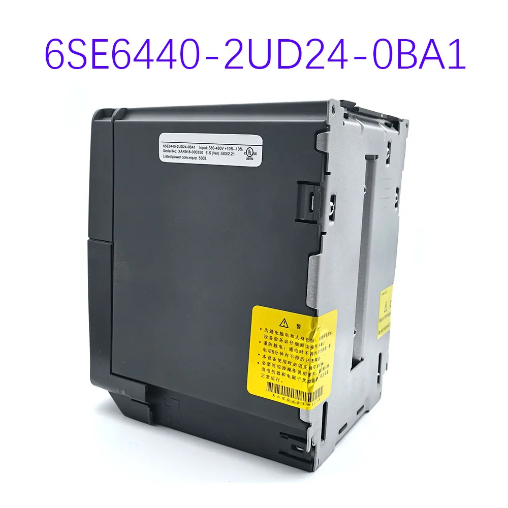 

Новый оригинальный 6SE6440-2UD24-0BA1 4 кВт 380-480 В инвертор без фильтра 6SE64402UD240BA1 спот