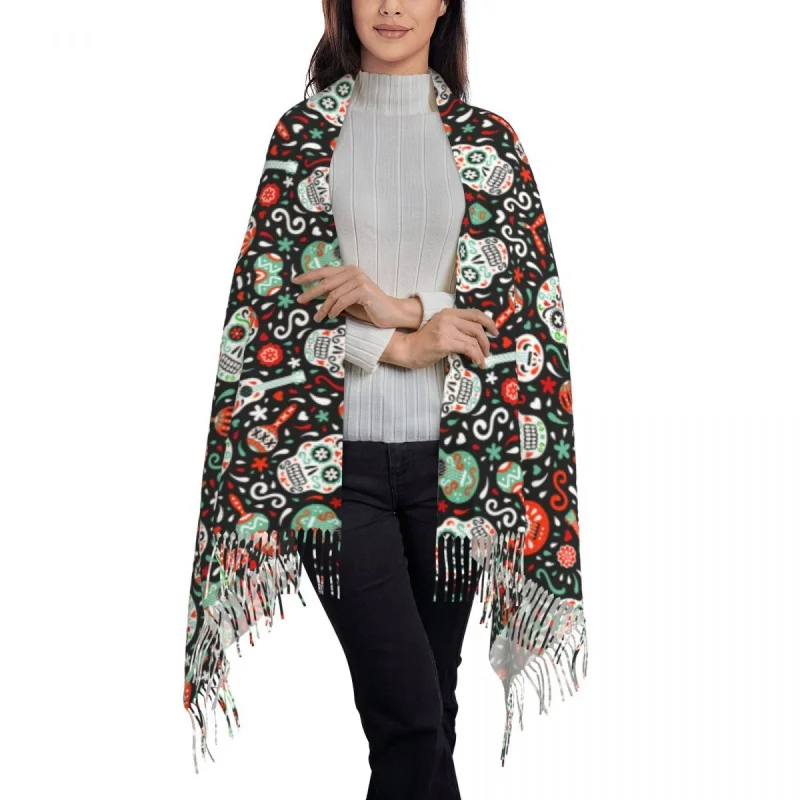 Рисунок 3 - Женская зимняя шаль с рисунком