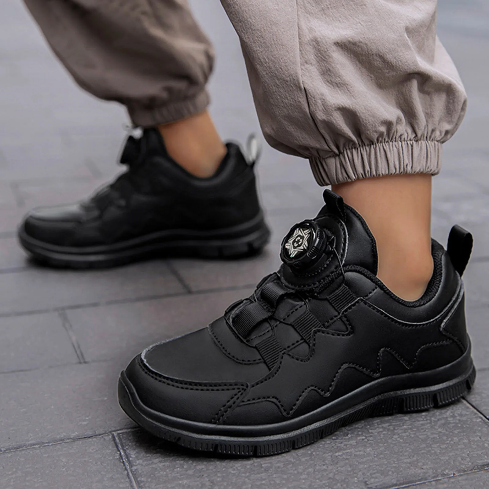 Спортивная обувь для мальчиков модный новый узор простая и однотонная кожаная с