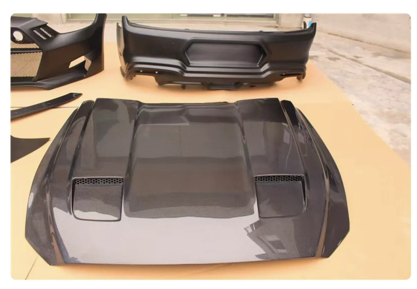 Фото Капот YLA для Mustang, тюнинг в стиле FT, 2015-2017, карбоновый капот №2