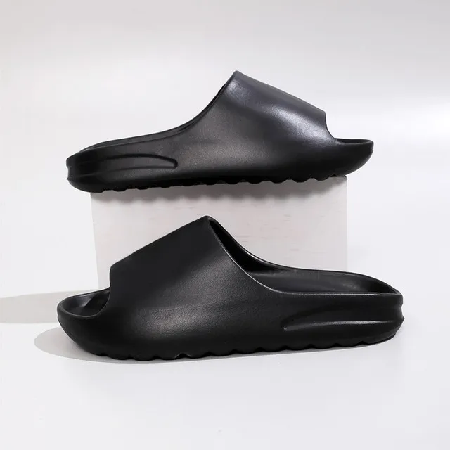 

Summer Slippers Women Men Sandals 2022 Casual Beach Shoes Soft Bottom Slides Thick Platform EVA Anti-Slip Home Slipper