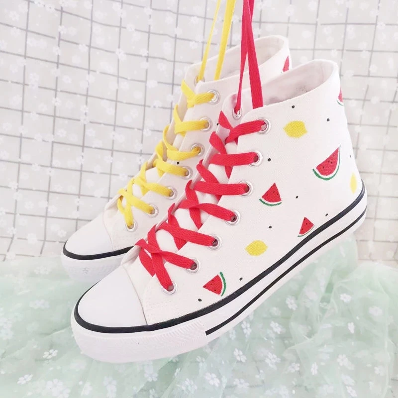 High-top Hand-painted Strawberry Canvas Shoes Spring And Autumn Girls Graffiti Student Sneakers Ladies Flat Casual Shoes