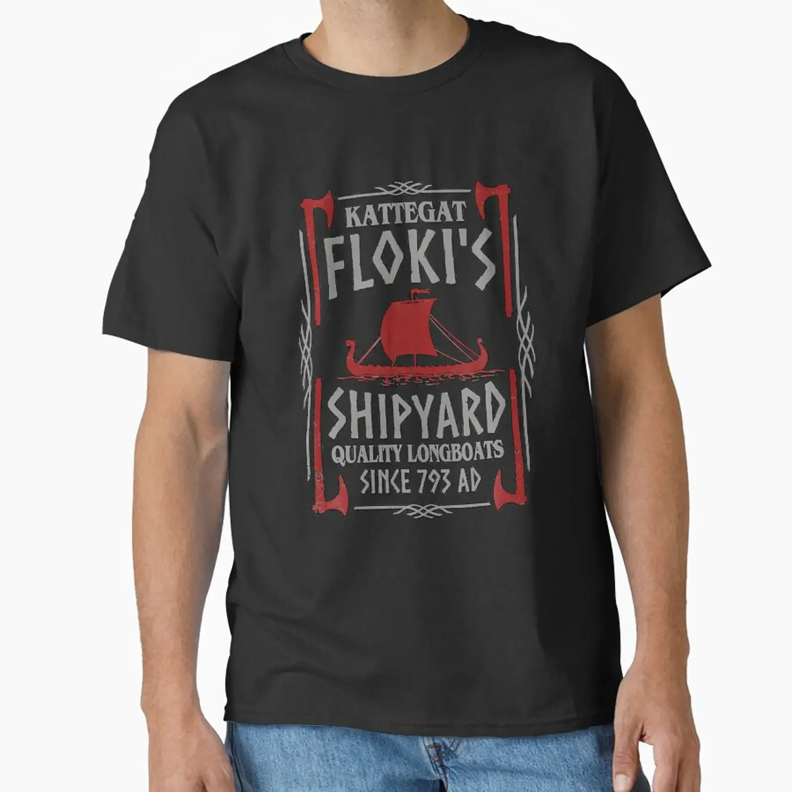 Фото Футболка Kattegat Floki's Shipyard Vikings, разработанная и продаваемая компанией COREYPILBEAM, винтажная, с эффектом потертости, универсальная, эластичная, унисекс, комфортная. №1