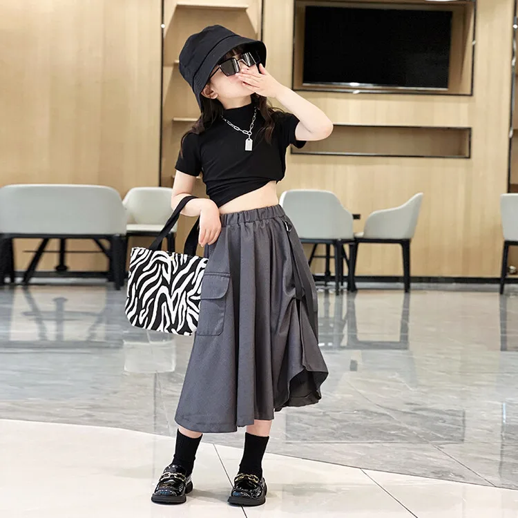 Костюм детский летний из топа с коротким рукавом и юбки на Возраст 4-12 лет |