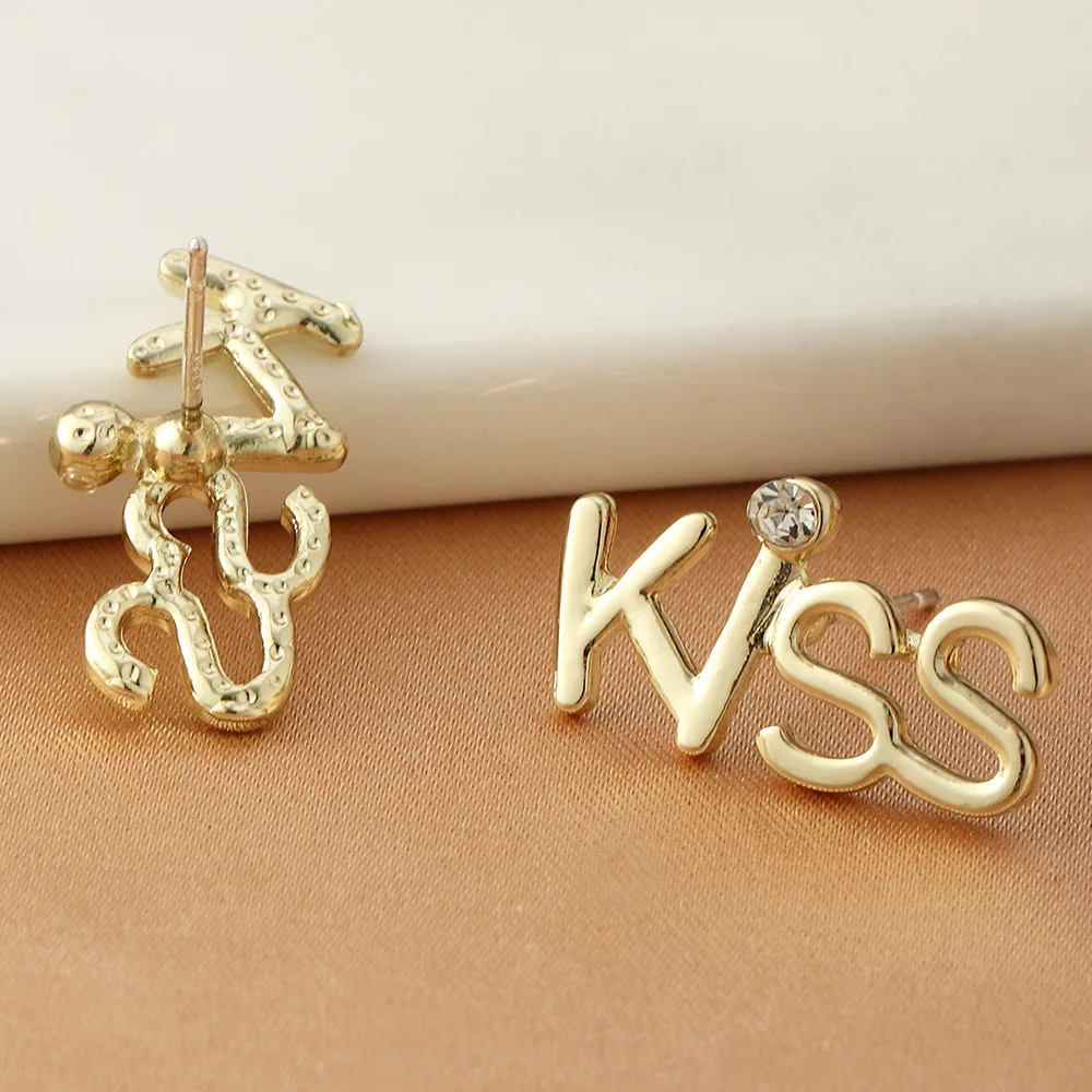 Женские серьги-гвоздики в японском и корейском стиле |