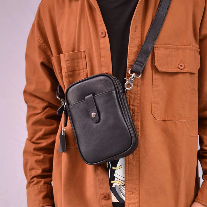 

AETOO Leather men's retro simple crossbody bag Men's casual niche design sense personality small bag vegetable tanned single sh