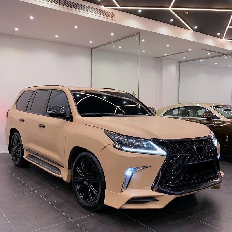 Комплект для кузова автомобиля решетка переднего бампера Lexus LX570 2008-2016 обновление