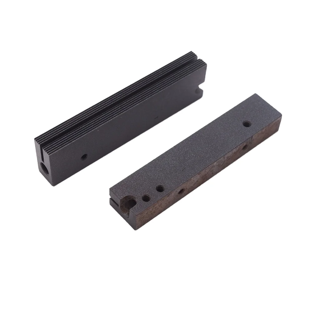 

Packing Machine Spare Part, Horizontal Seal Mold Tool Holder Can Be Customized Packaging Machinery Equipment Bag Making Cutting