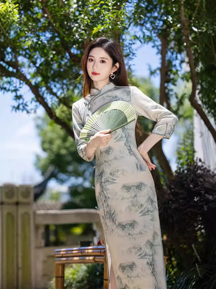 Осень 2024 новый стиль Ципао с восьми пуговицами сбоку художественный рисунком