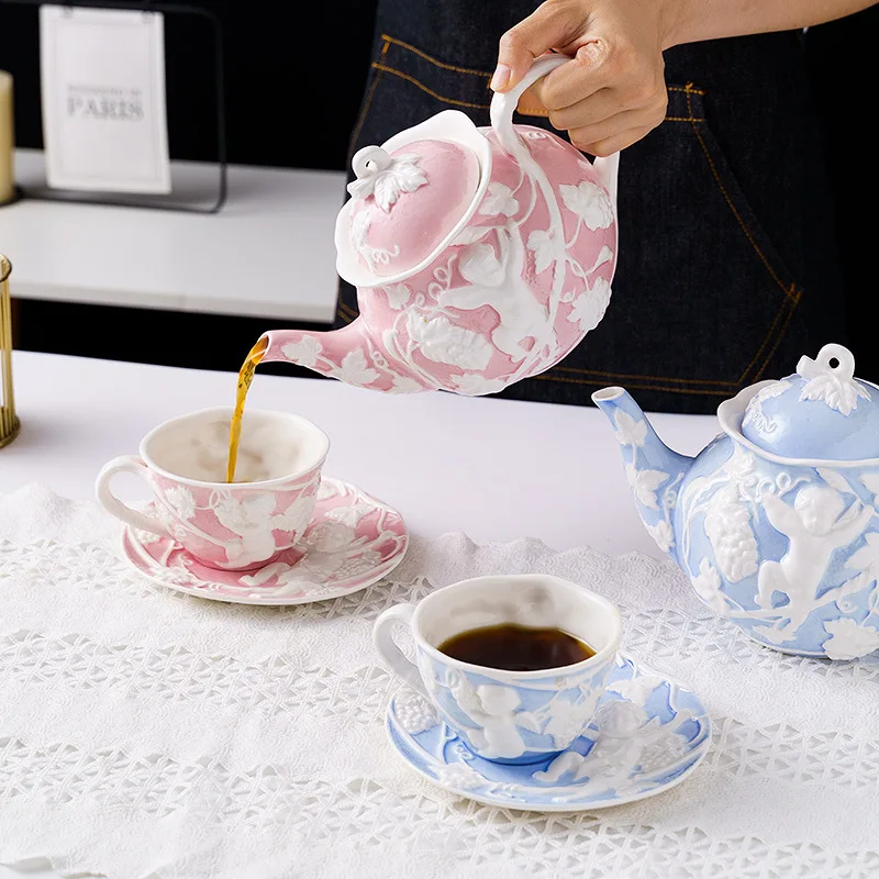 

English tea cup retro relief coffee cup dish kettle set home furnishings European court style afternoon tea tableware