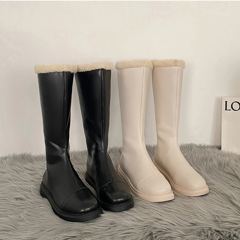 

Новинка, теплые плюшевые женские длинные сапоги, модные сапоги до колена без шнуровки, женские сапоги в уличном стиле на плоской подошве, ры...