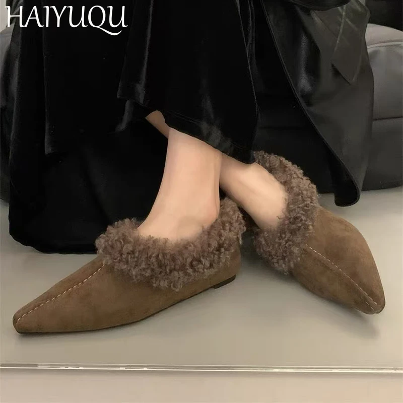 Женские замшевые хлопковые туфли на меху с острым носком плоской подошве женские
