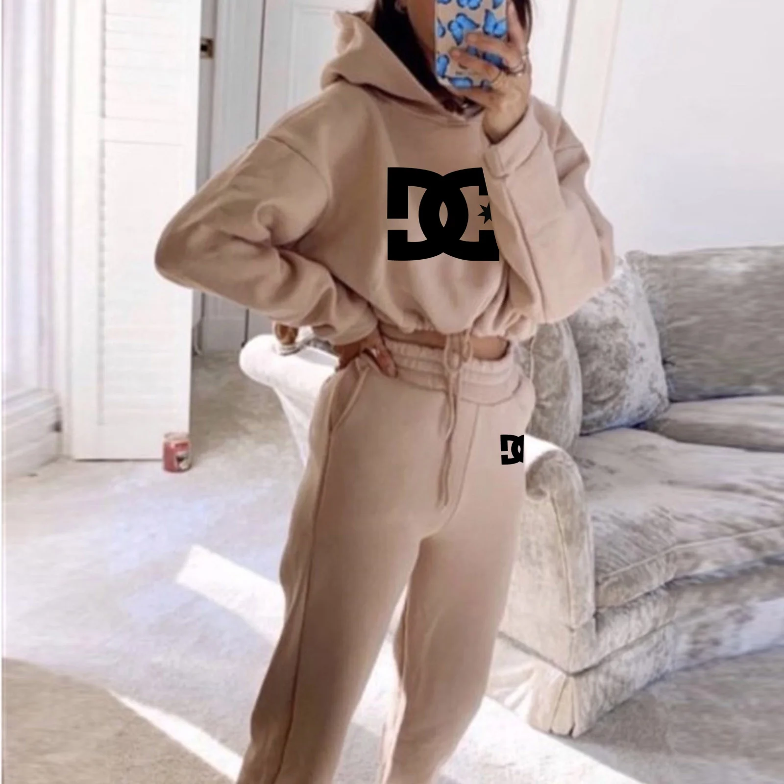 

Fashion Tracksuit Women Hoodies Casual Sports Set Long Sleeved Sweater Pant Sportswear Sweatshirts Pullover Jogging Sweatpants