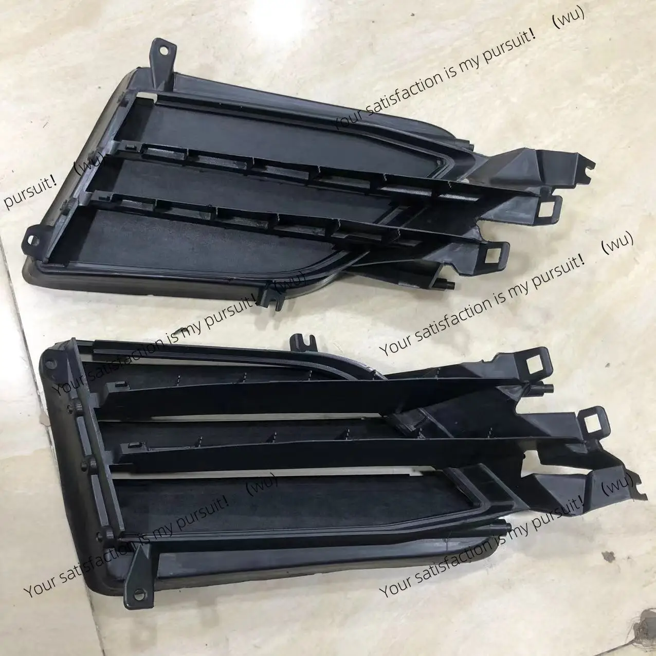 Фото Подходит для рамы передних противотуманных фар Tesla MODELS 16-21 1057851-00-J/1058007-00-J №1
