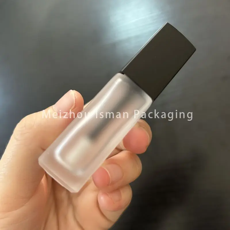 Пустой контейнер для губной помады 4 мл 50 шт.