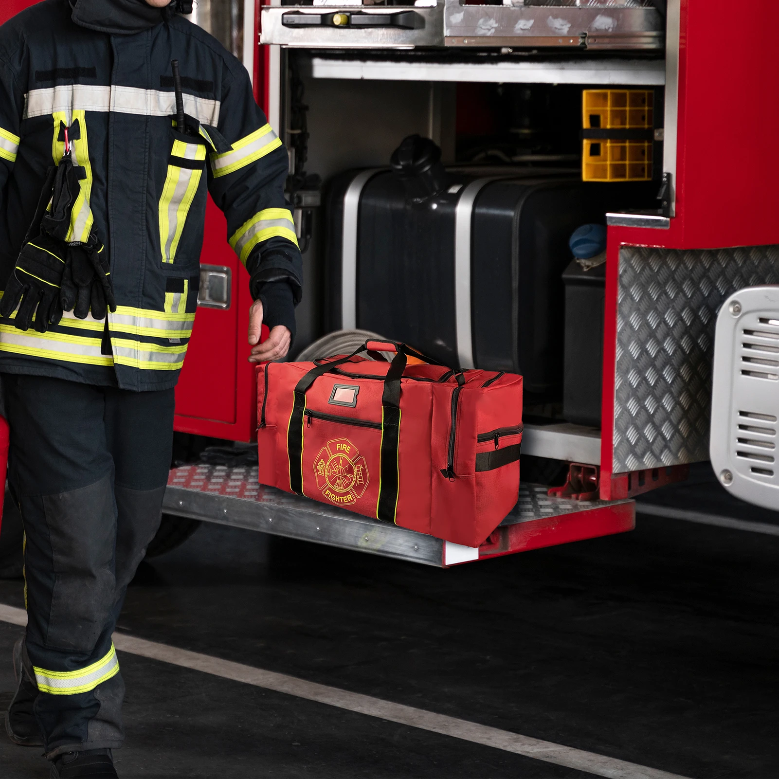 Large Firefighter Rescue Bag Firefighter Turnout Gear Bag Firefighter Duffle Bag Large Capacity & Multiple Pockets Quick Access