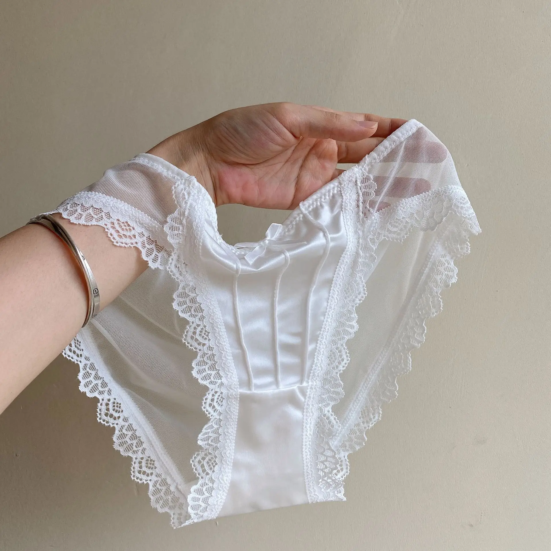 

Vintage Satin Panties Soild Color Breathable Underwear Women French Sexy Lace Bow Lingerie Female Mid-waist Thin Mesh Briefs New