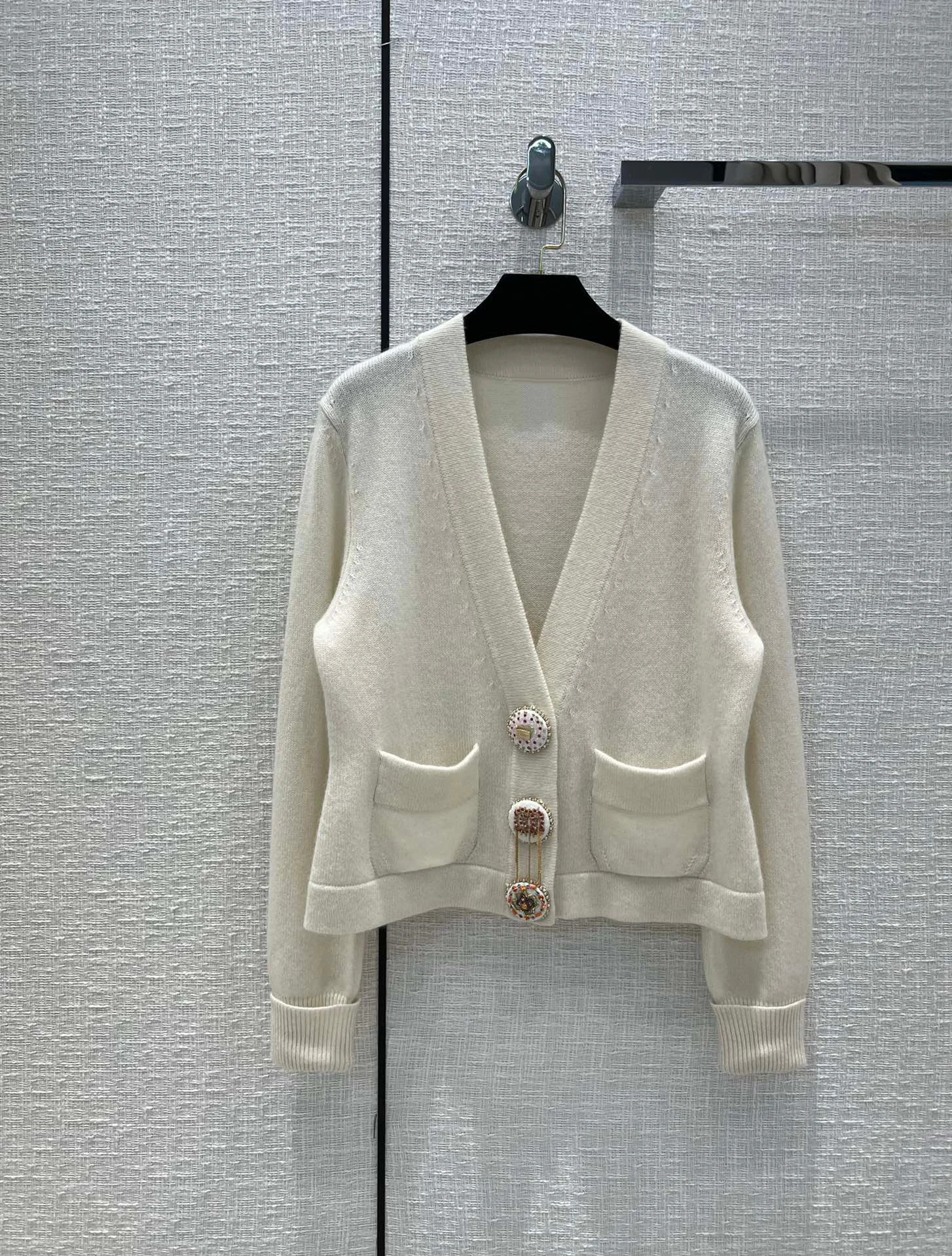 

7.28 KlasonBell Runway Luxury Pearls Beading Tassel Decoration Cashmere Knitted Short Cardigan Women