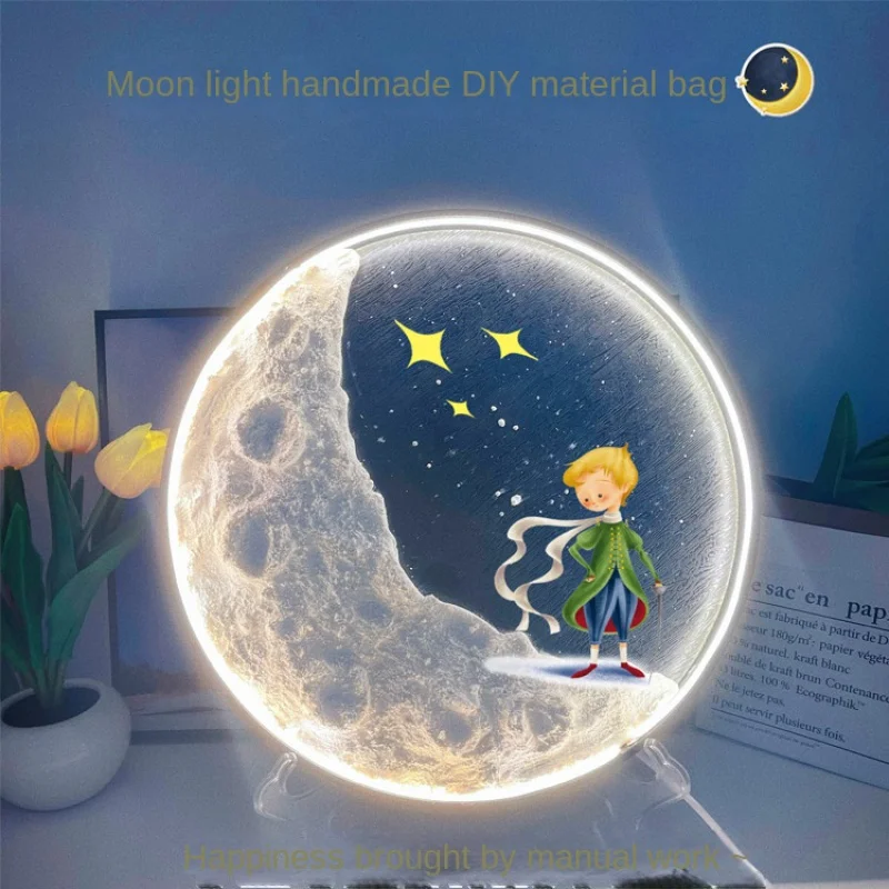 

Creative Handcrafted moon lamps, perfect as gifts for all, can be used as decorations, ornaments, or night lights.