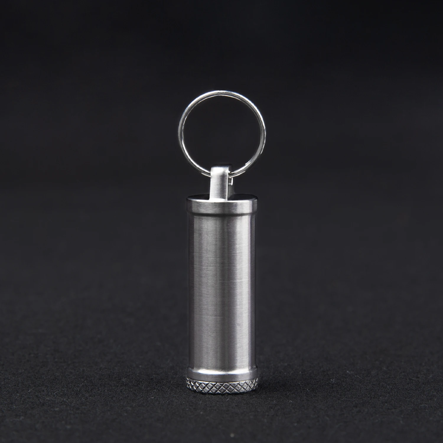 

TIGLE Outdoor Medicine Bottle Storage Pocket Titanium Alloy Pill Bottle Silver EDC Small Tools Multitool Promotion