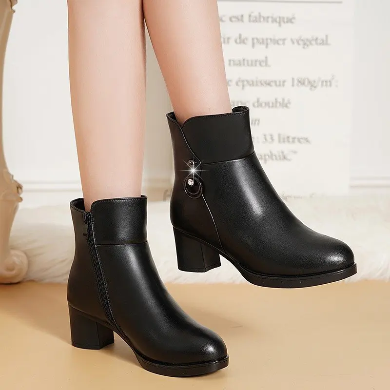Snow Boot Warmest Non-slip Black Leather Boots Winter New Arrival platform Heels Women Casual Shoes High Heel Snow Boots Women