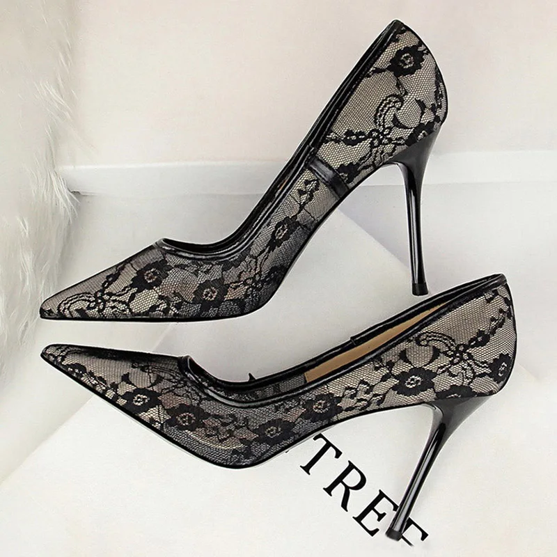 

2023 New Mesh Hollow Lace Pumps Spring Women Heels Sexy Party Shoes Thin Stiletto italian shoes and bags matching set