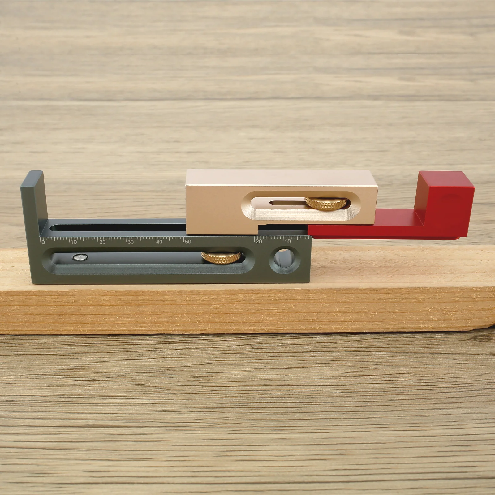 

Настольный режущий инструмент, точный измерительный прибор для дерева и металла