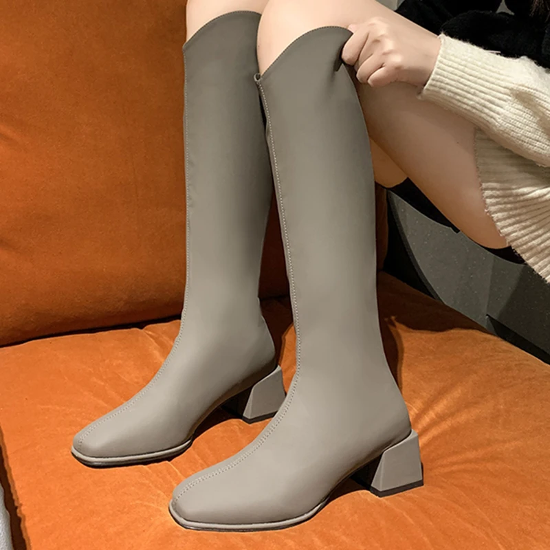 

Женские высокие сапоги на высоком каблуке, сапоги до колена из искусственной кожи с квадратным носком, на молнии сзади, на толстом каблуке, о...