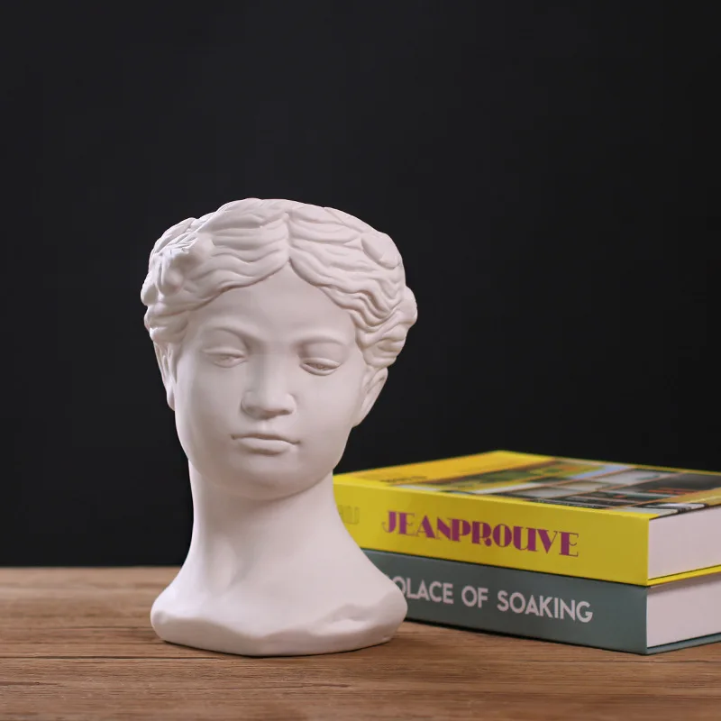 

Vintage Lady Silicone Mold for Handmade Desktop Decoration Gypsum Resin Pen Holder Flower Pot Micro-landscape Silicone Mould