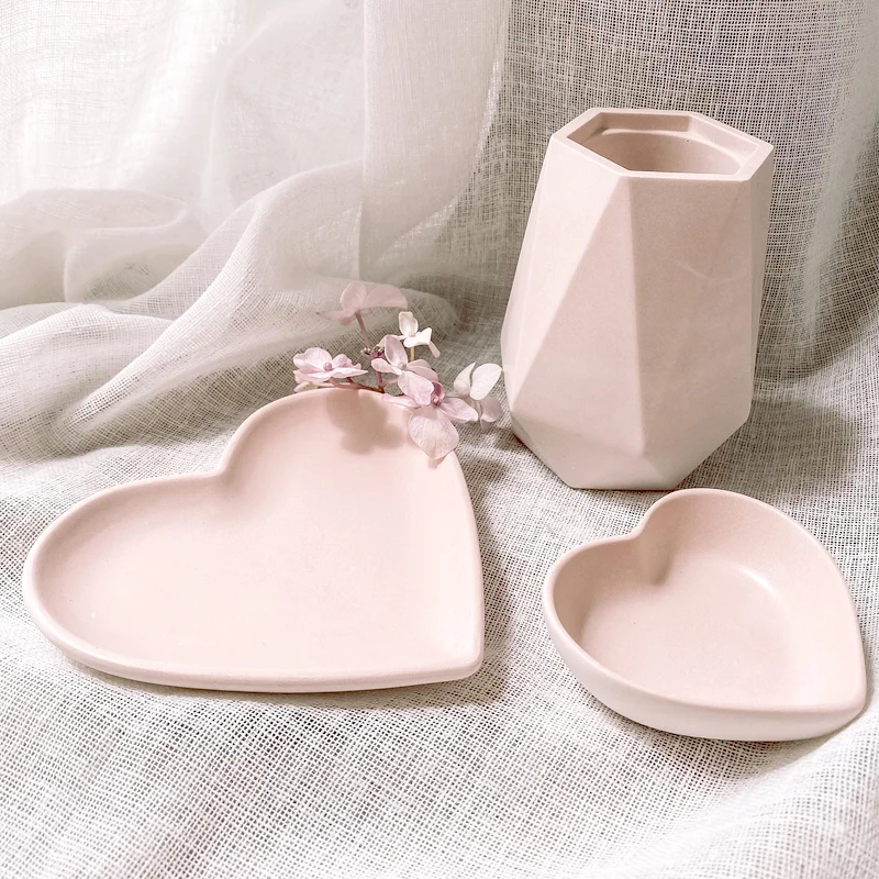 Concrete Heart Shape Silicone Molds DIY Handmade Epoxy Resin Jewelry Storage Tray Molds Plaster Flower Pot Mould Home Decor