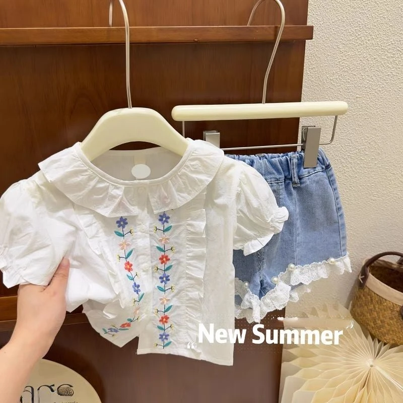 

Sweet Girls Blouse for Kids Girls Summer Shirts Short Sleeve Floral Embroidery Children Shirts for Girls Loose Tops