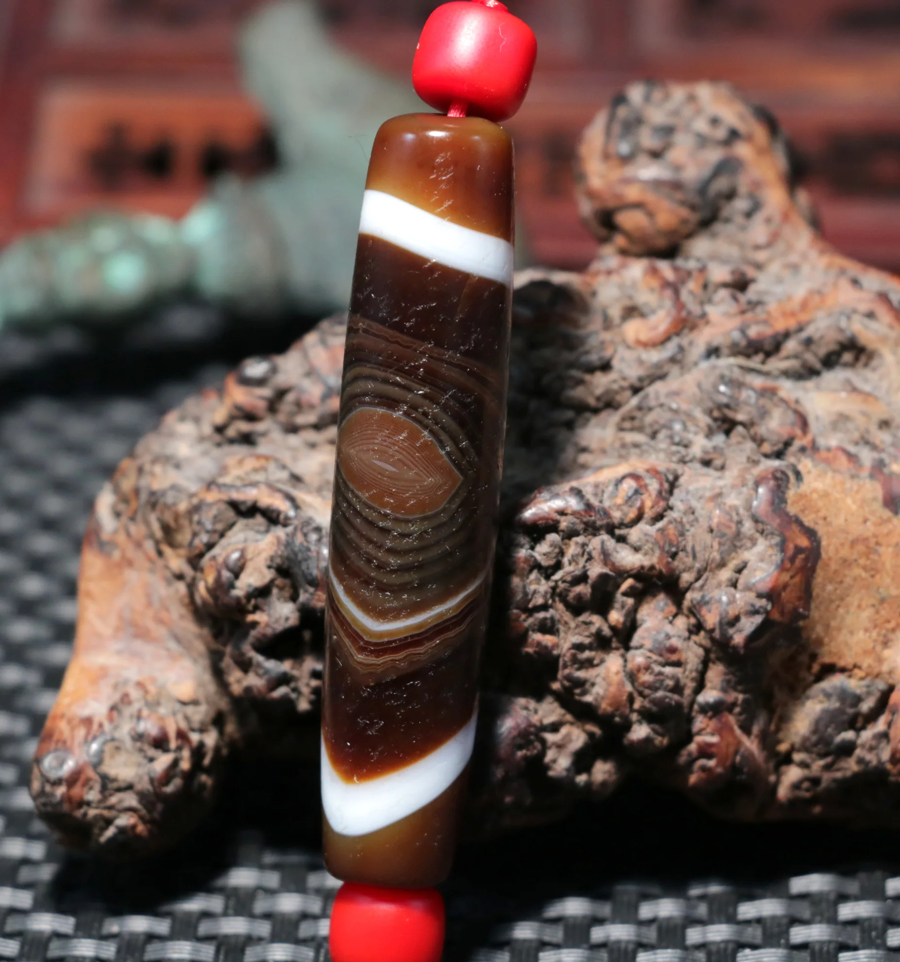 

LKbrother Talisman Treasure Energy Tibetan Old Agate Coffee Color Silkworm Stripes Rich dZi Bead Amulet $$$ UPD211202K01