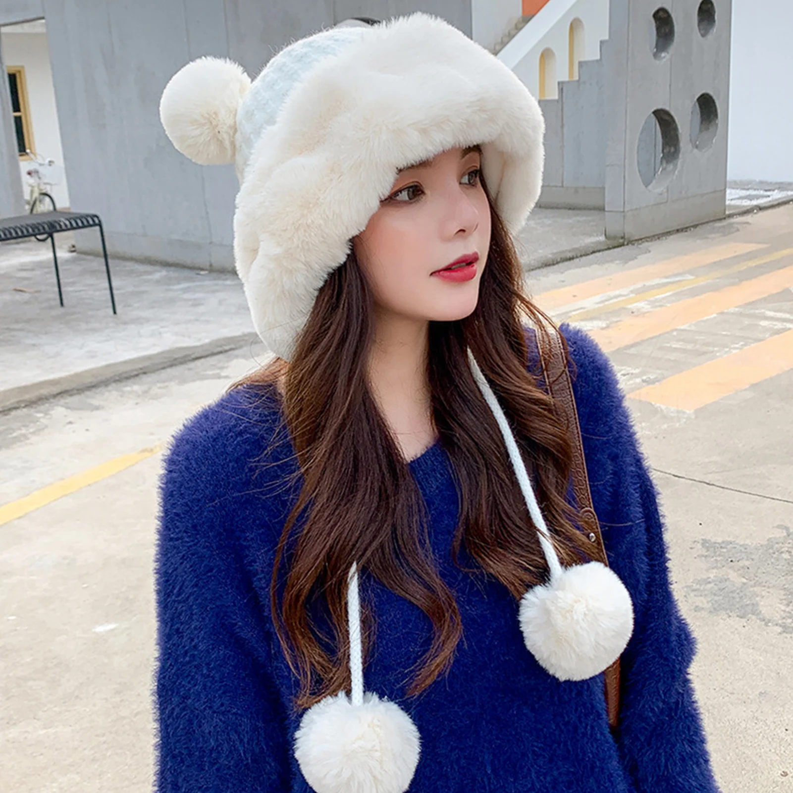 

Women Autumn Winter Fashion Beanies Sweet Cute Hedging Cap Student Hair Ball Caps Warm Knit Hat with 4 Pompoms