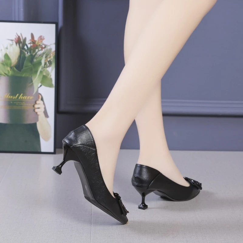 Женская обувь с металлическим носком 2024 женские универсальные туфли на высоком