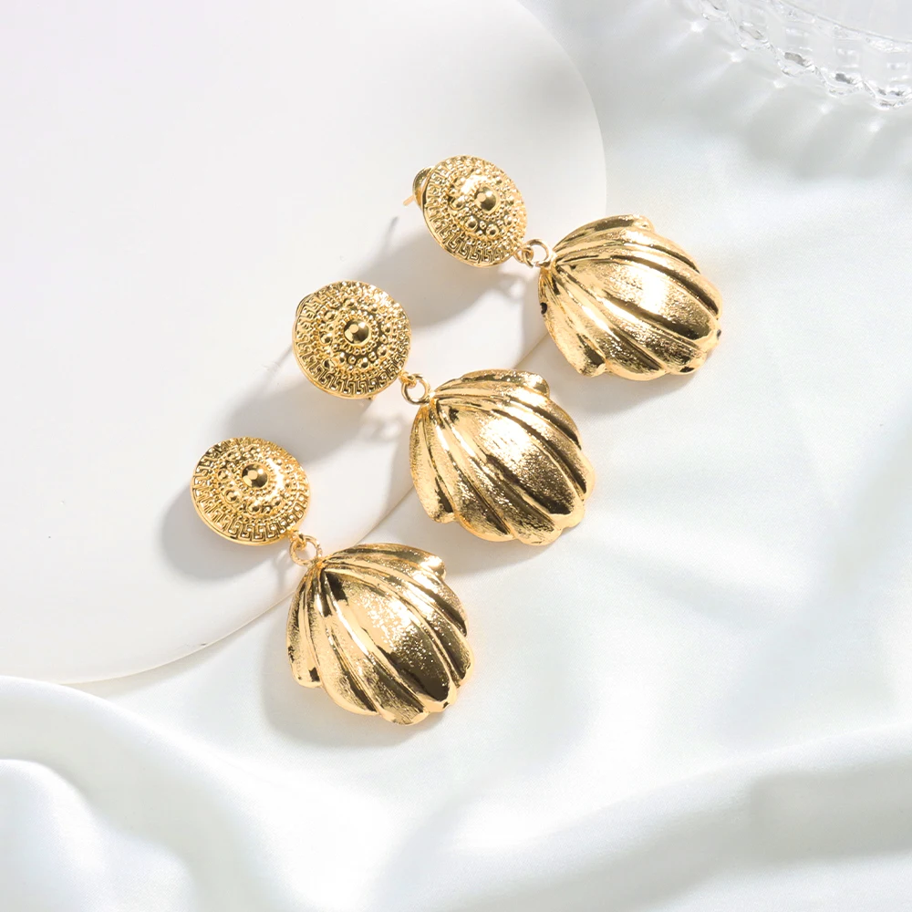 

Dubai Jewelry Sets for Women Nigeria Wedding 2022 Fashion Big Luxury Earrings Costume Necklace Wedding DressesParty Gift