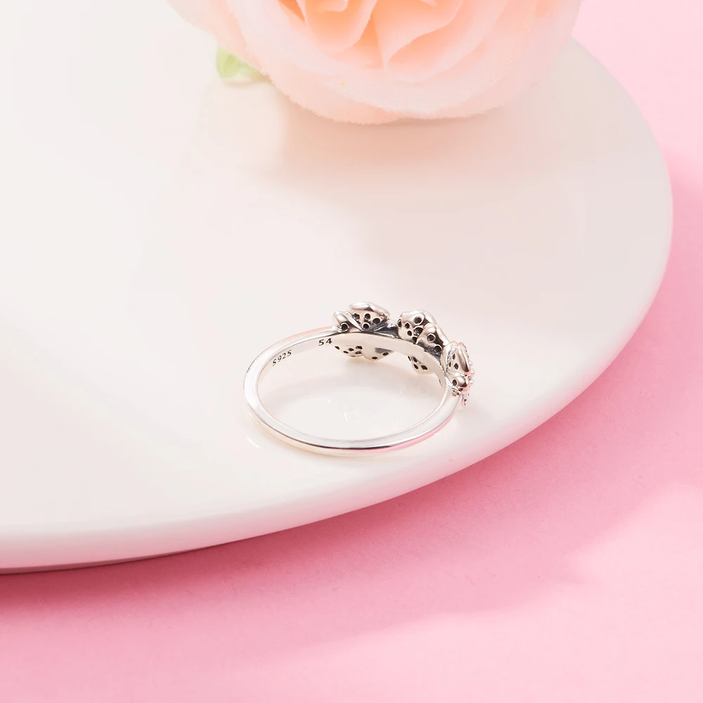 Женское кольцо на день рождения из серебра 2022 пробы