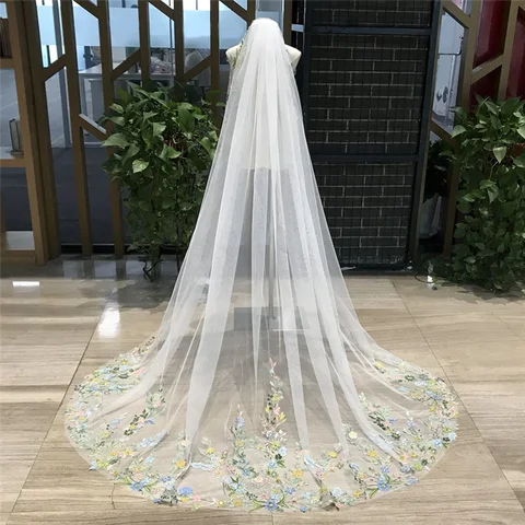 Кружевная свадебная фата hymli