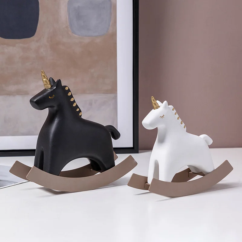 

Домашний декор в скандинавском стиле статуя лошади модель животного из смолы скульптура для гостиной украшение для стола рождественские у...