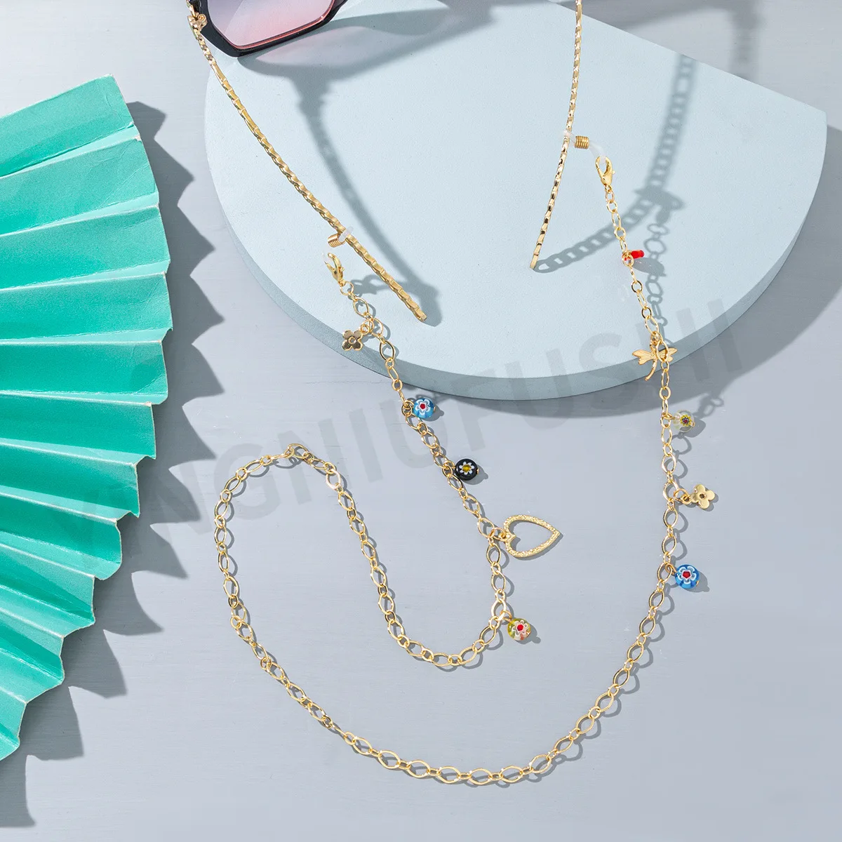 

2022 Gold Color Resin Flower Beads Sunglasses Chain Mask Lanyard Accessary
