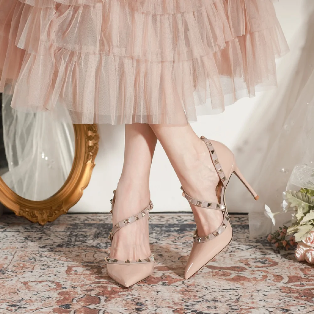 Summer New High Quality Genuine Leather Pumps Fashion Pointed Rivet Women's High Heels Comfortable Office Shoes Women's Sandals