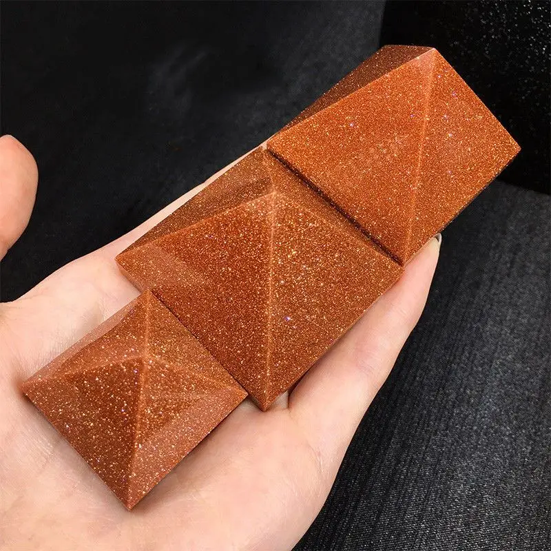 

Хрустальная энергетическая пирамида Mjzbf