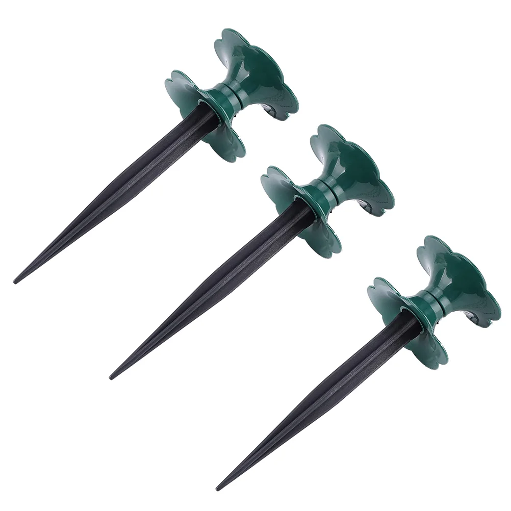 

3pcs Garden Lawn Hose Guide Spikes Practical Water Pipe Guide Wheels (Green)