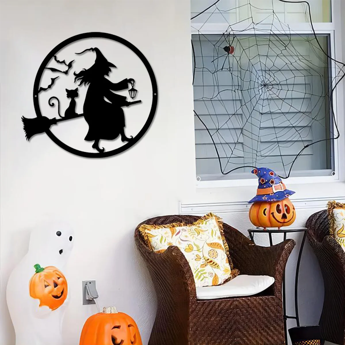 Металлическая настенная вешалка Железная ведьма: очаровательное черное