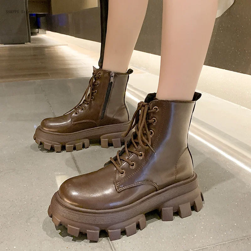 

winter Boots Female British Style 2022 Autumn and Winter New Retro Plus Velvet Locomotive Short Boots Thick-soled Platform Boots