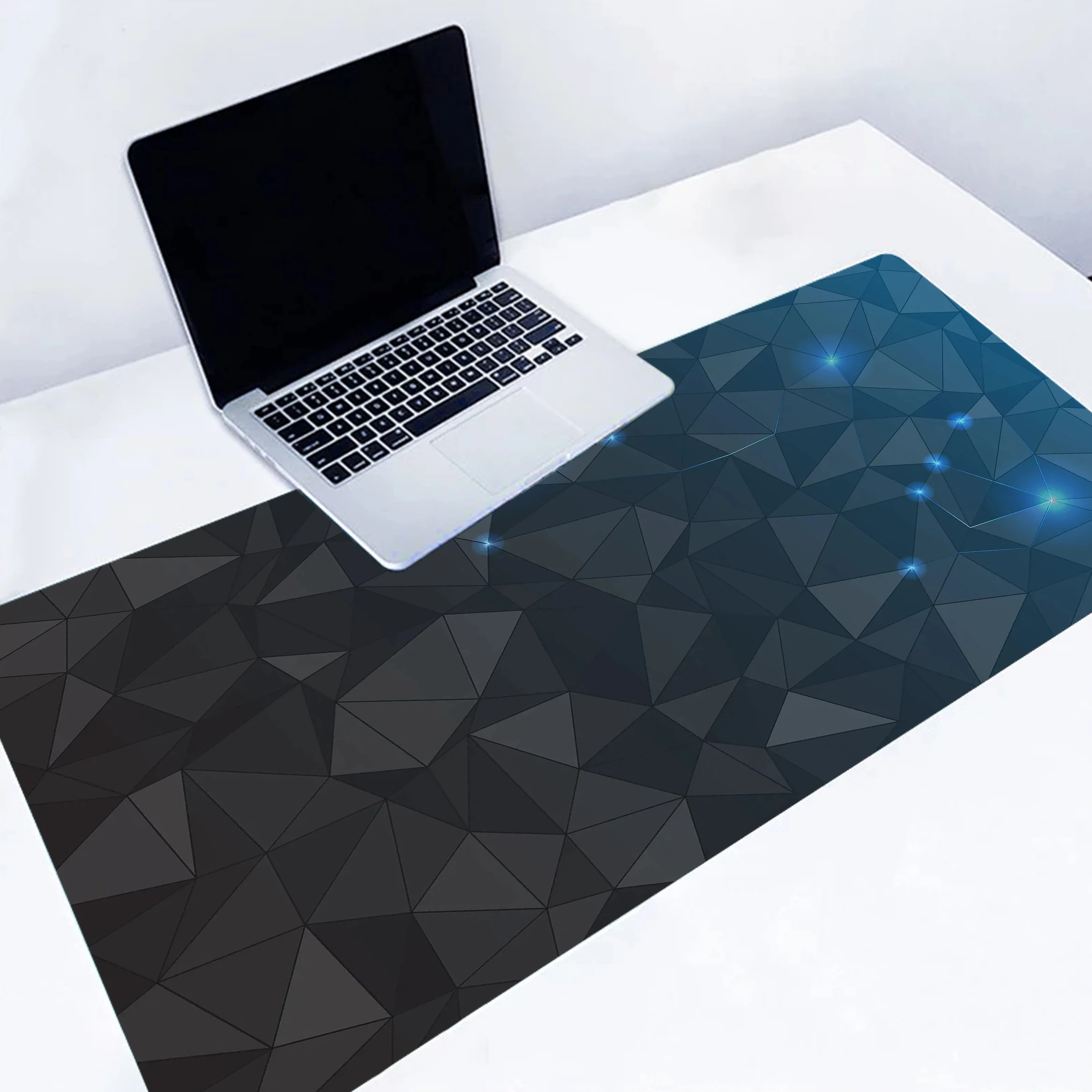 Противоскользящий коврик для мыши с геометрическим рисунком XXL размер 900x40 0 мм