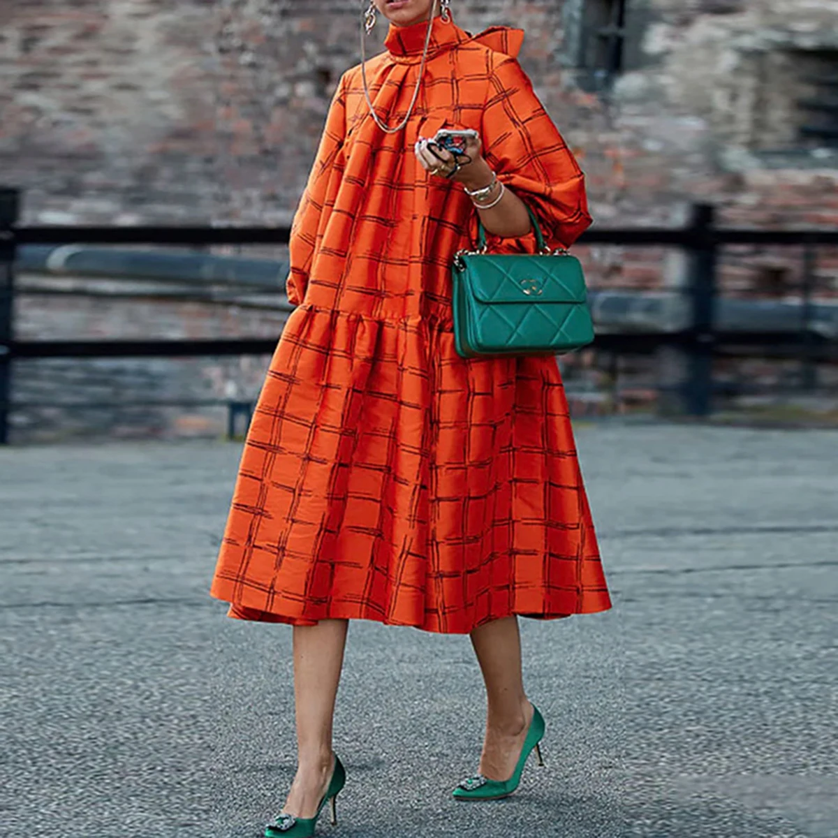 

Yeezzi Summer Female Original Patchwork Orange Creation Loose Puff Sleeves Plaid High-Neck Casual Midi Dress for Women 2022 New