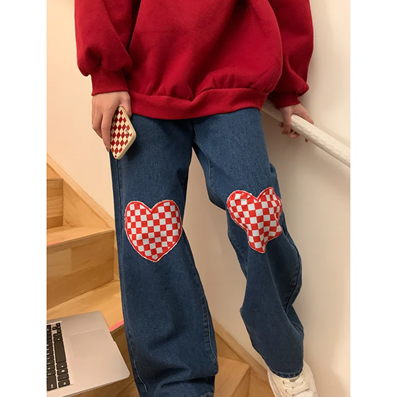 Рисунок 4 - Осенние женские синие джинсы