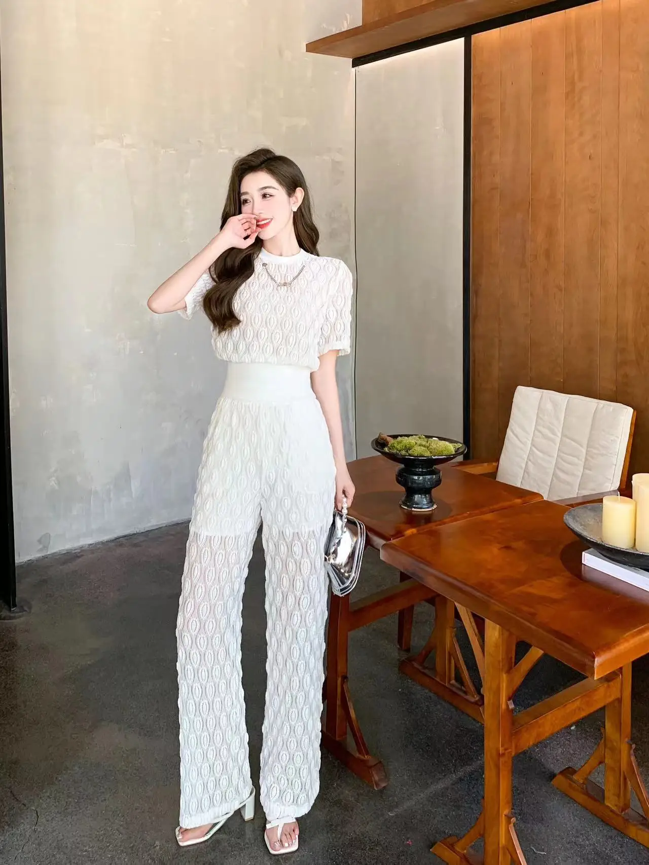 

Женская одежда весна-лето 2023, модный новый топ с коротким рукавом и брюки, костюм 0612